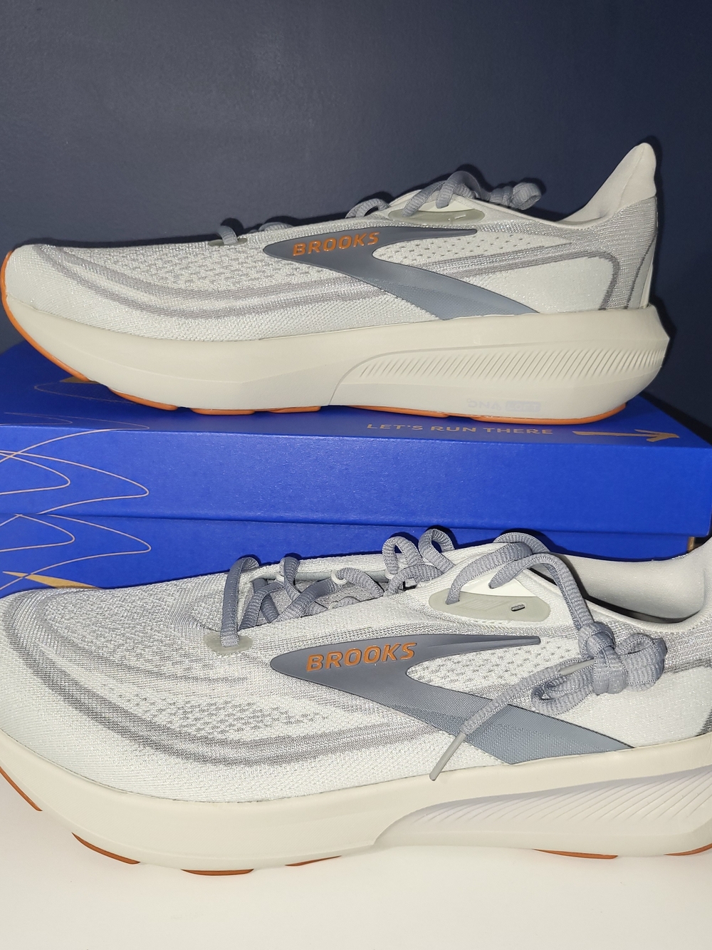 Brooks Revel 9 Mens Size 13 Athletic Running Sneaker Shoes - Picture 2 of 6